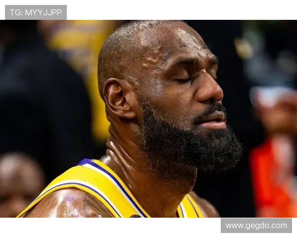 詹姆斯心痛东契奇受伤消息